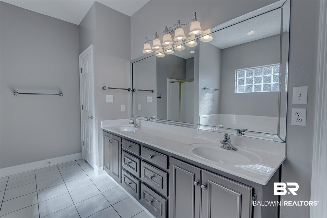 14811 Timber Ridge Drive Loxley, AL 36551 - Photo 23 of 50 Cultured Marble Counters