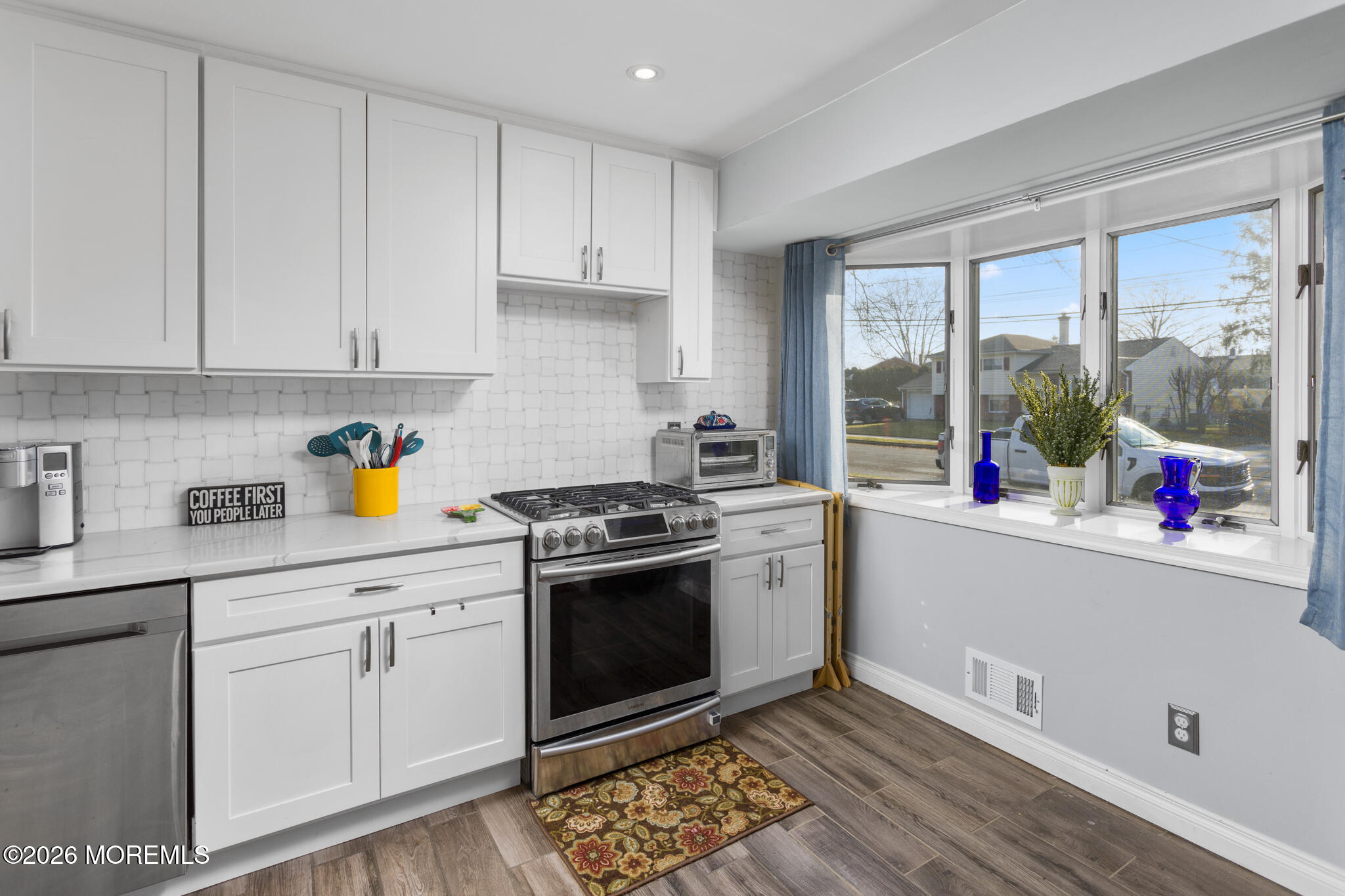 10 Intervale Road Hamilton, NJ 08620 - Photo 7 of 27 10 Intervale-9