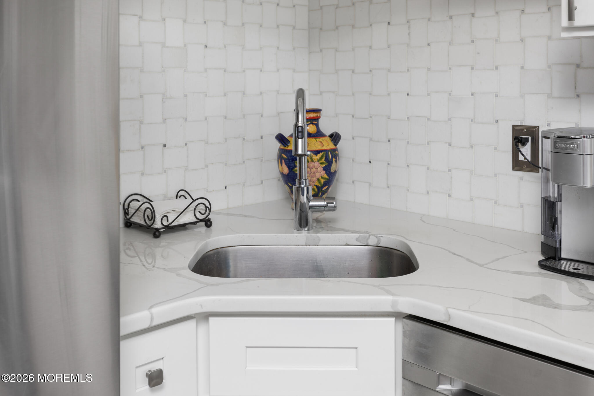 10 Intervale Road Hamilton, NJ 08620 - Photo 9 of 27 10 Intervale-11