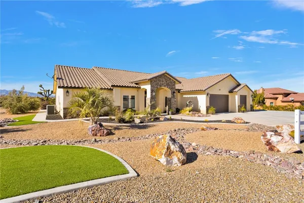 $789,900 | 8140 Heartland Circle, Oak Hills, CA 92344