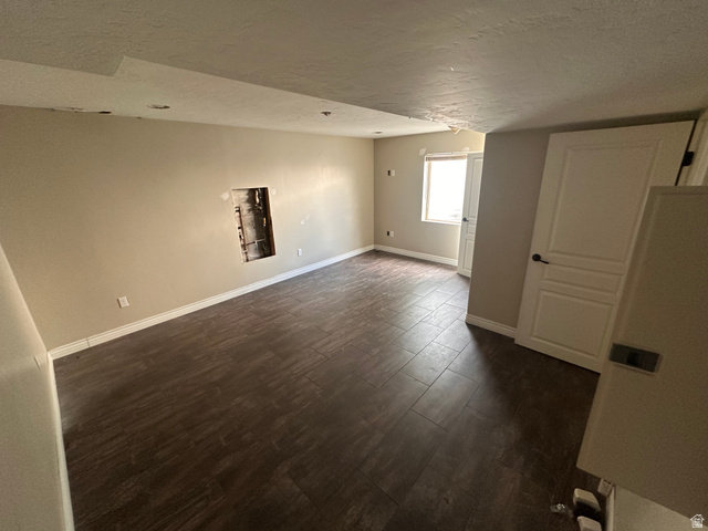 6804 Majestic Loop Road West Jordan, UT 84081 - Photo 19 of 29