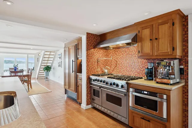 $3,795,000 | 2 Drew Road, South Portland, ME 04106