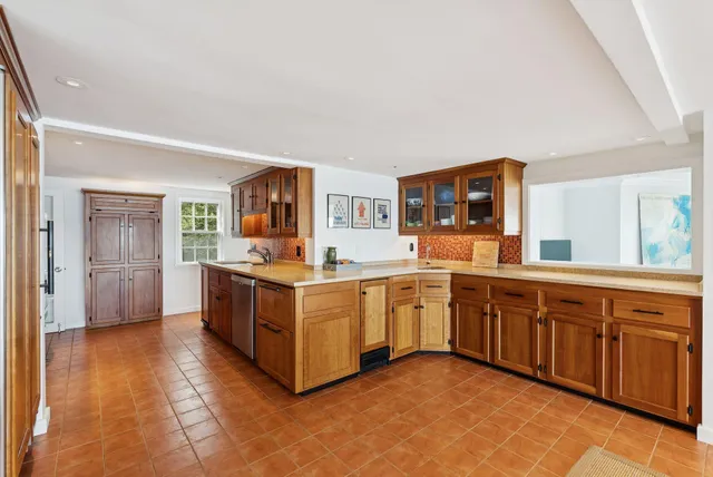 $3,795,000 | 2 Drew Road, South Portland, ME 04106