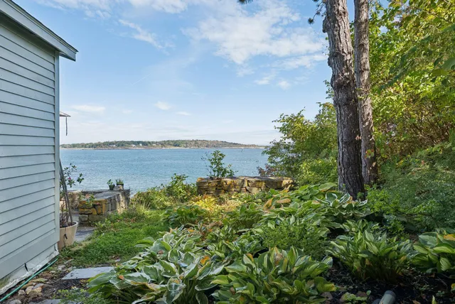 $3,795,000 | 2 Drew Road, South Portland, ME 04106