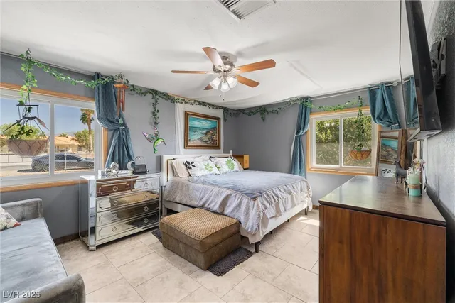 $589,000 | 371 West Nopah Vista Avenue, Pahrump, NV 89060