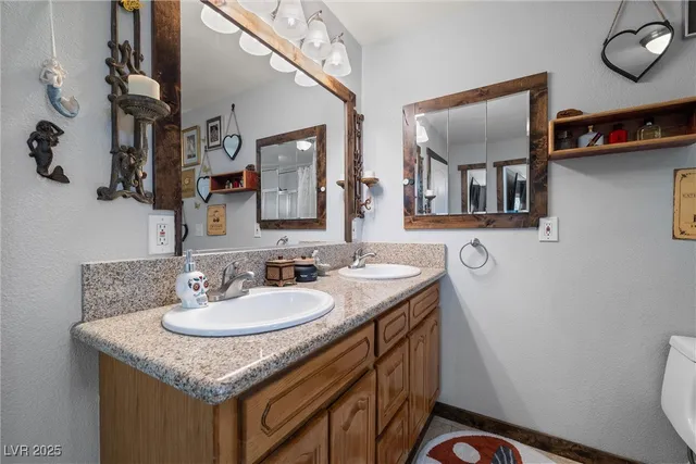 $589,000 | 371 West Nopah Vista Avenue, Pahrump, NV 89060