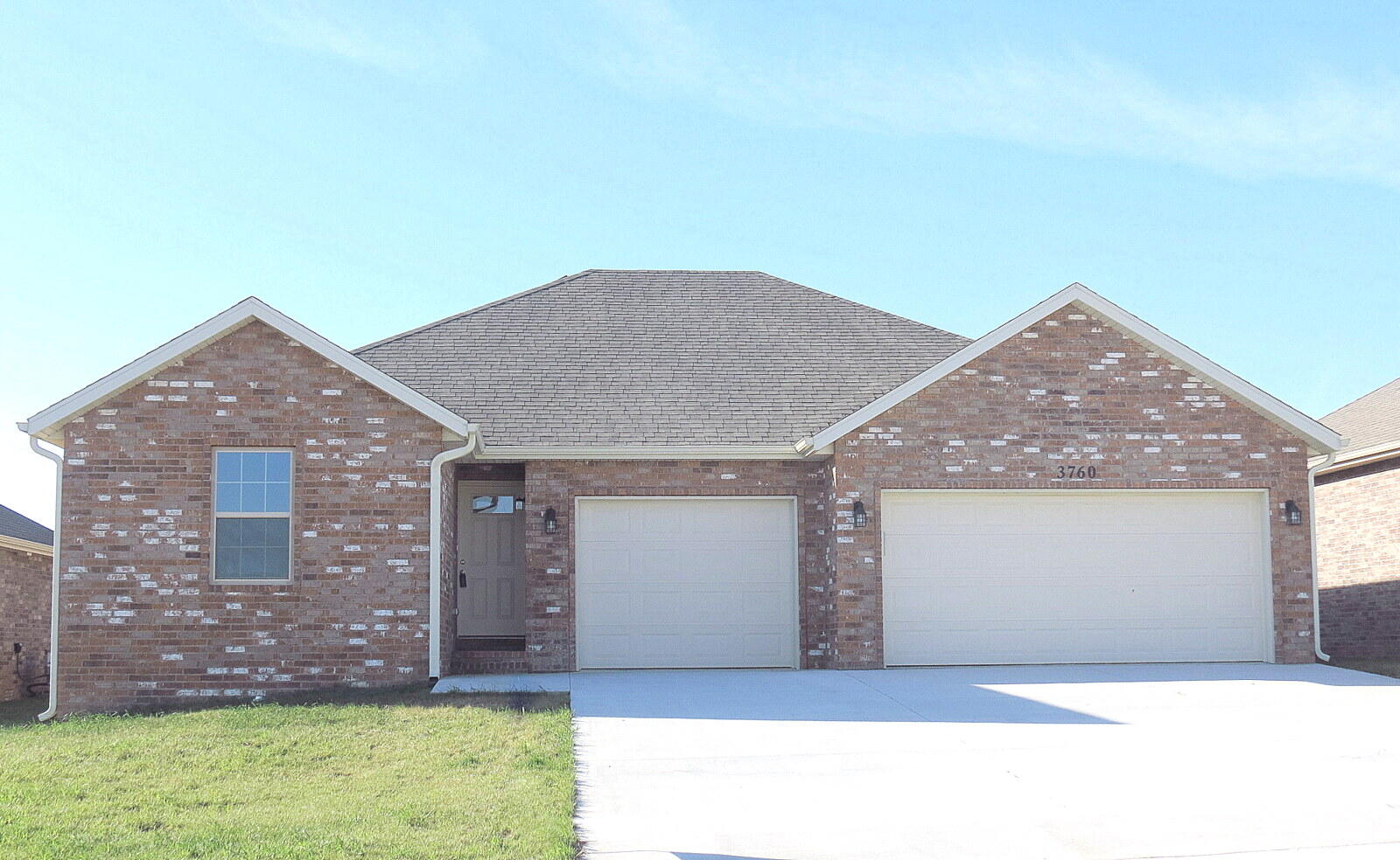 3760 West Riley Street Bolivar, MO 65613 - Photo 1 of 1 IMG_7786
