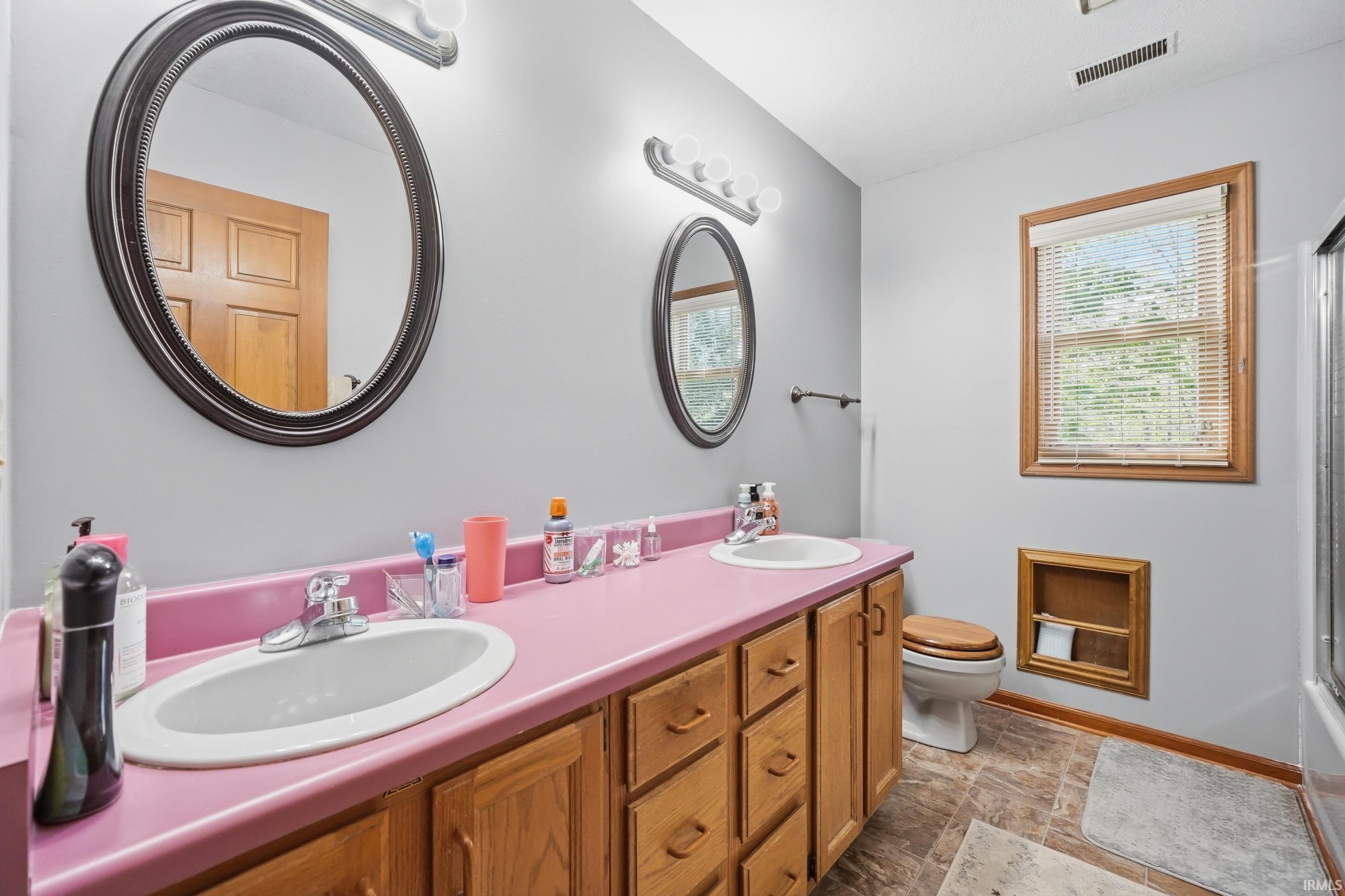 5117 Larekit Lane Fort Wayne, IN 46804 - Photo 20 of 36