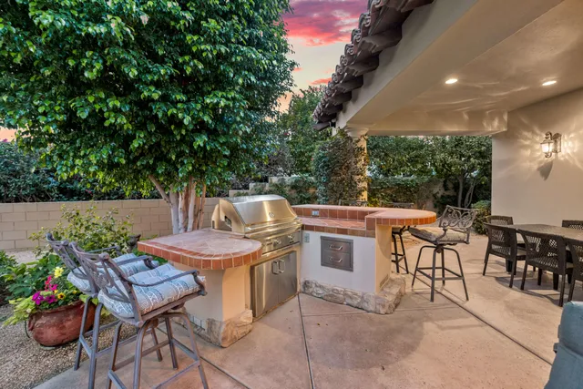 $2,495,000 | 343 Crest Lake Drive, Palm Desert, CA 92211