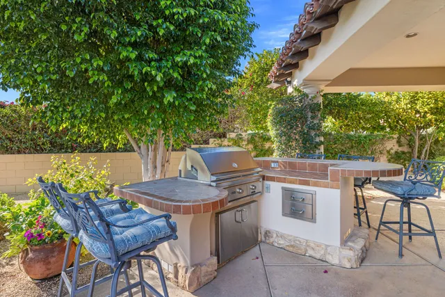 $2,495,000 | 343 Crest Lake Drive, Palm Desert, CA 92211