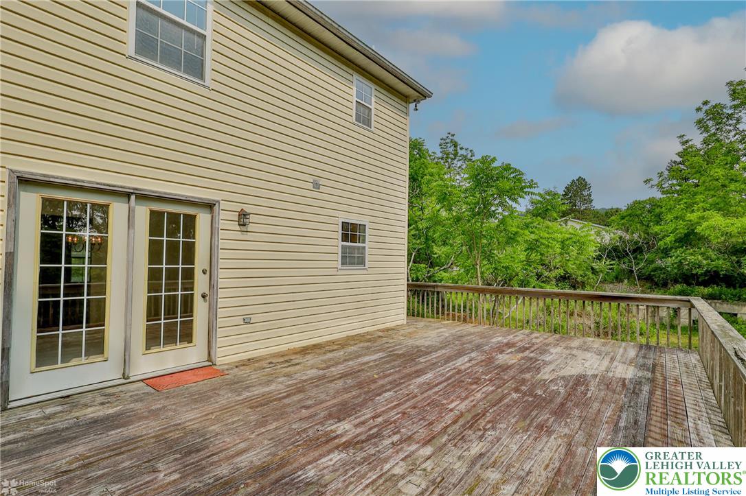 431 Hawk Road Saylorsburg, PA 18353 - Photo 24 of 30 Gallery Image 24