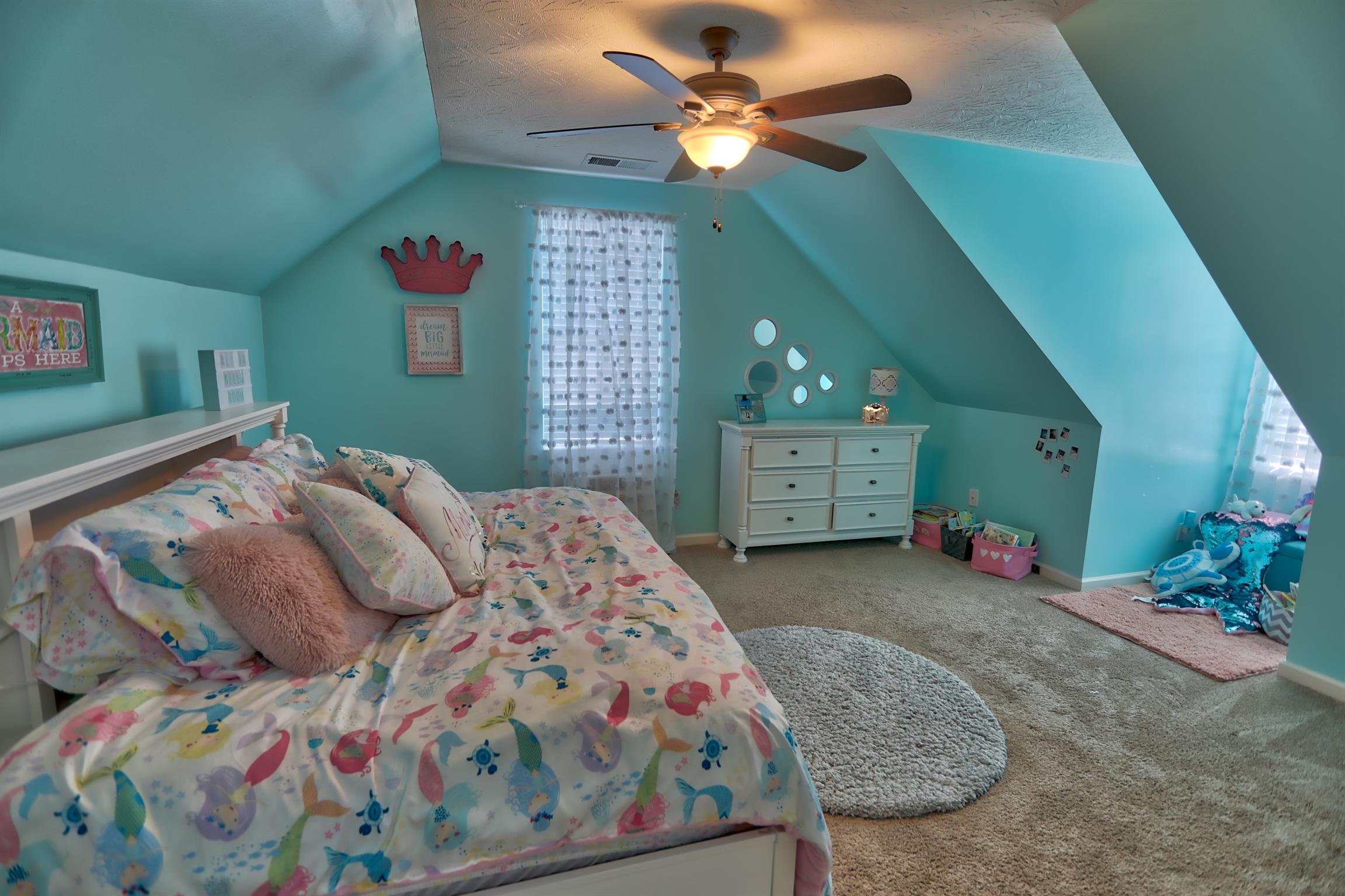 3368 Maxie Jones Road Springfield, TN 37172 - Photo 14 of 27 a bedroom with a bed dresser and a window