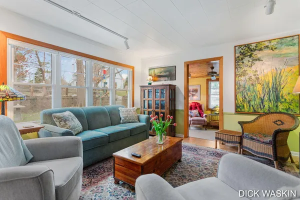 $595,000 | 838 Mason Street, Saugatuck, MI 49453