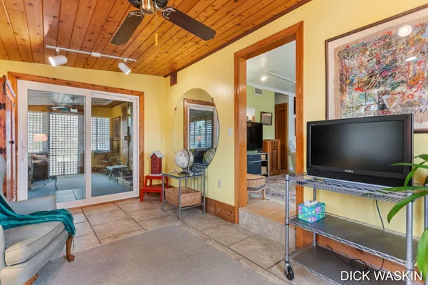 $595,000 | 838 Mason Street, Saugatuck, MI 49453