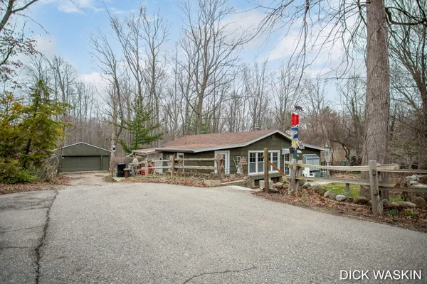 $595,000 | 838 Mason Street, Saugatuck, MI 49453