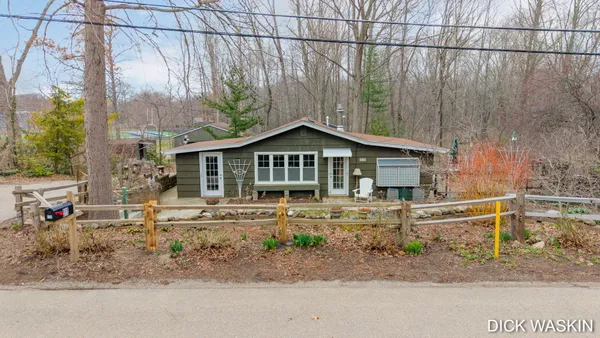 $595,000 | 838 Mason Street, Saugatuck, MI 49453
