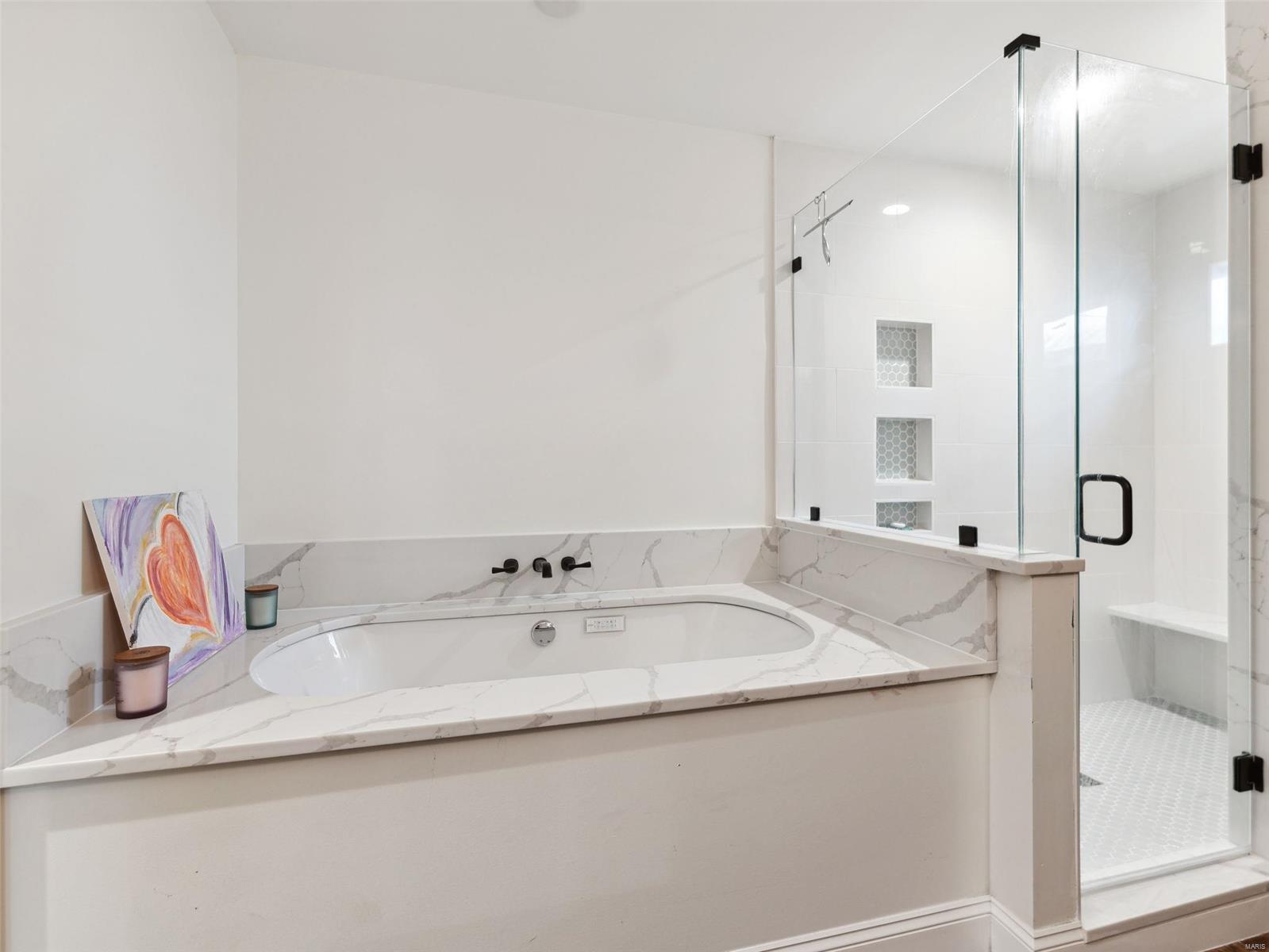 440 Essen Lane Ballwin, MO 63021 - Photo 17 of 42