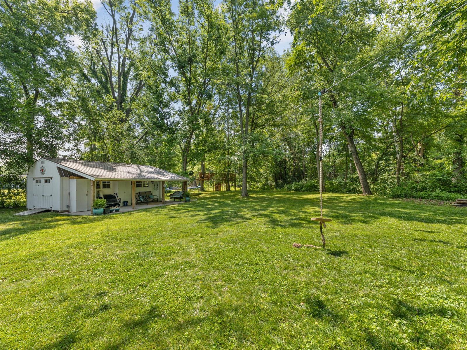 440 Essen Lane Ballwin, MO 63021 - Photo 34 of 42