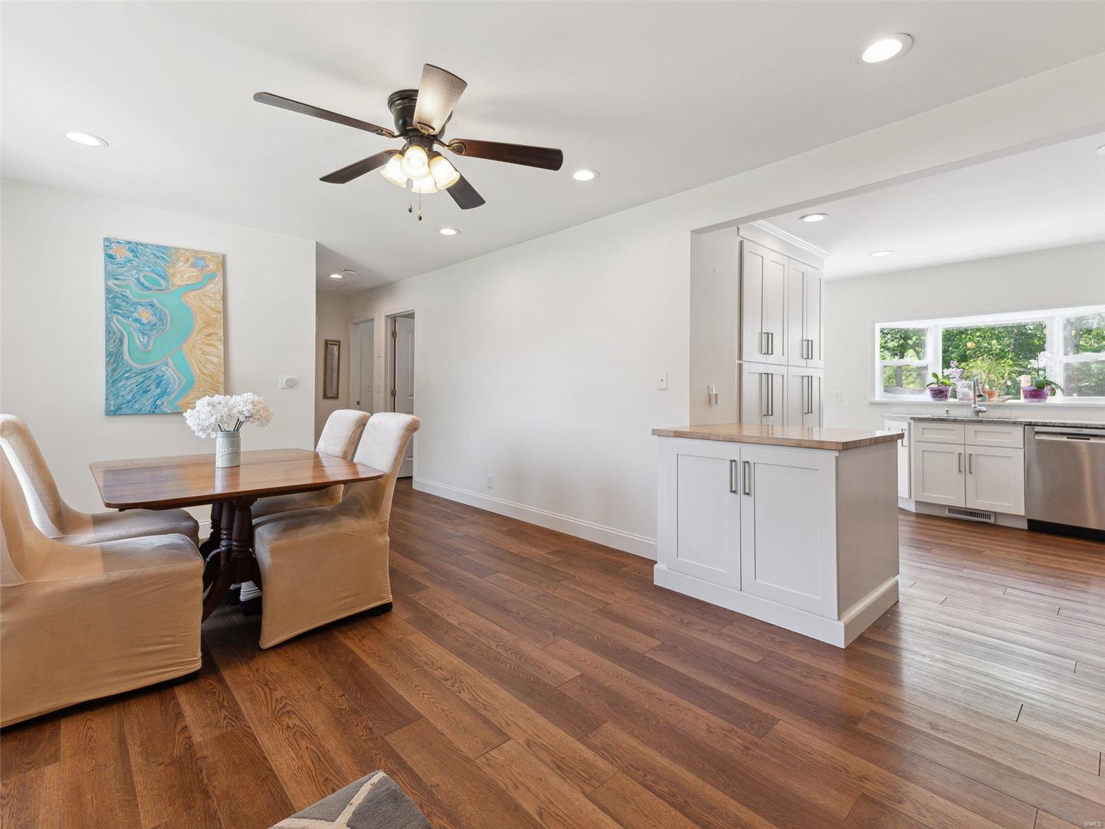 440 Essen Lane Ballwin, MO 63021 - Photo 6 of 42