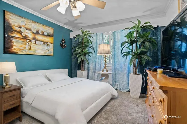 a view of yard with green space