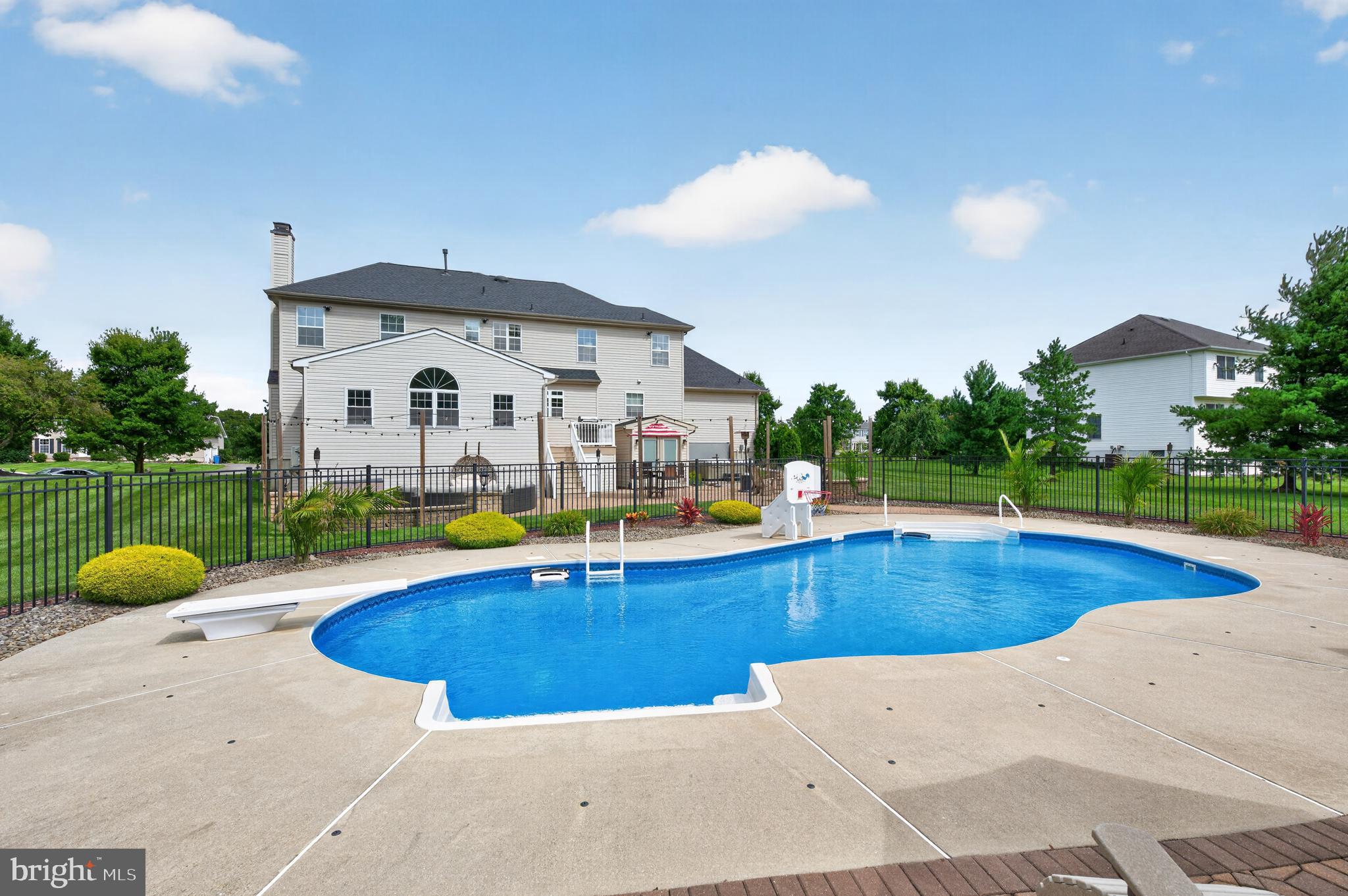 712 Rachael Drive Mickleton, NJ 08056 - Photo 46 of 67 Great place to entertain!