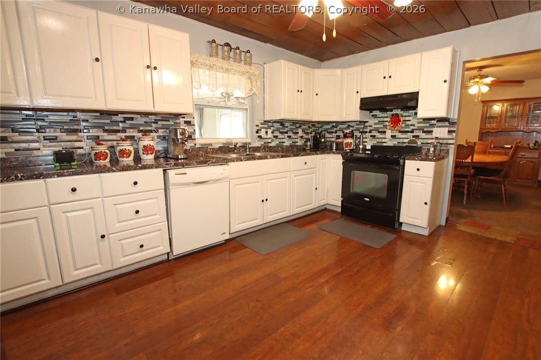 41 Flat Top Camp Road Wharton, WV 25208 - Photo 23 of 50 Gallery Image 23