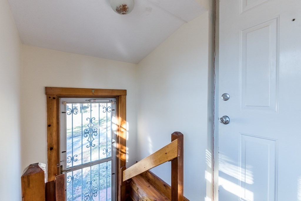19 Cahoon Road Wareham, MA 02532 - Photo 3 of 34 a view of an entryway
