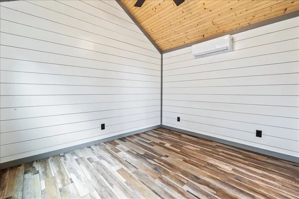 $1,100 | 5192 South Us Highway, Johnson City, TX 78636