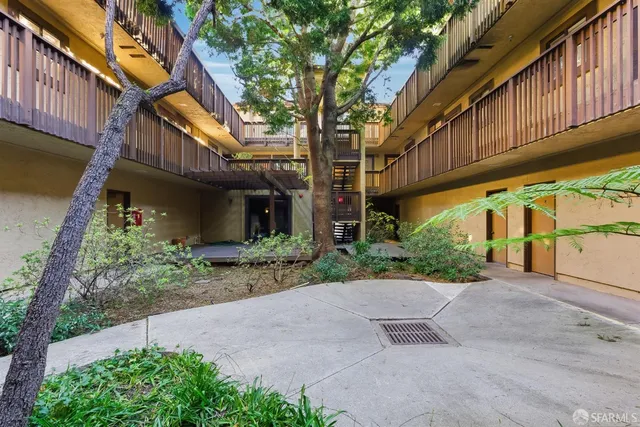$498,000 | 711 South Bayshore Boulevard, Unit 4, San Mateo, CA 94401
