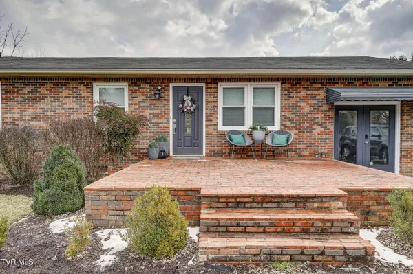 $569,000 | 500 Sunnyvale Drive, Johnson City, TN 37601