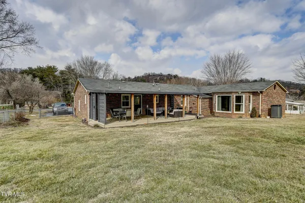 $569,000 | 500 Sunnyvale Drive, Johnson City, TN 37601