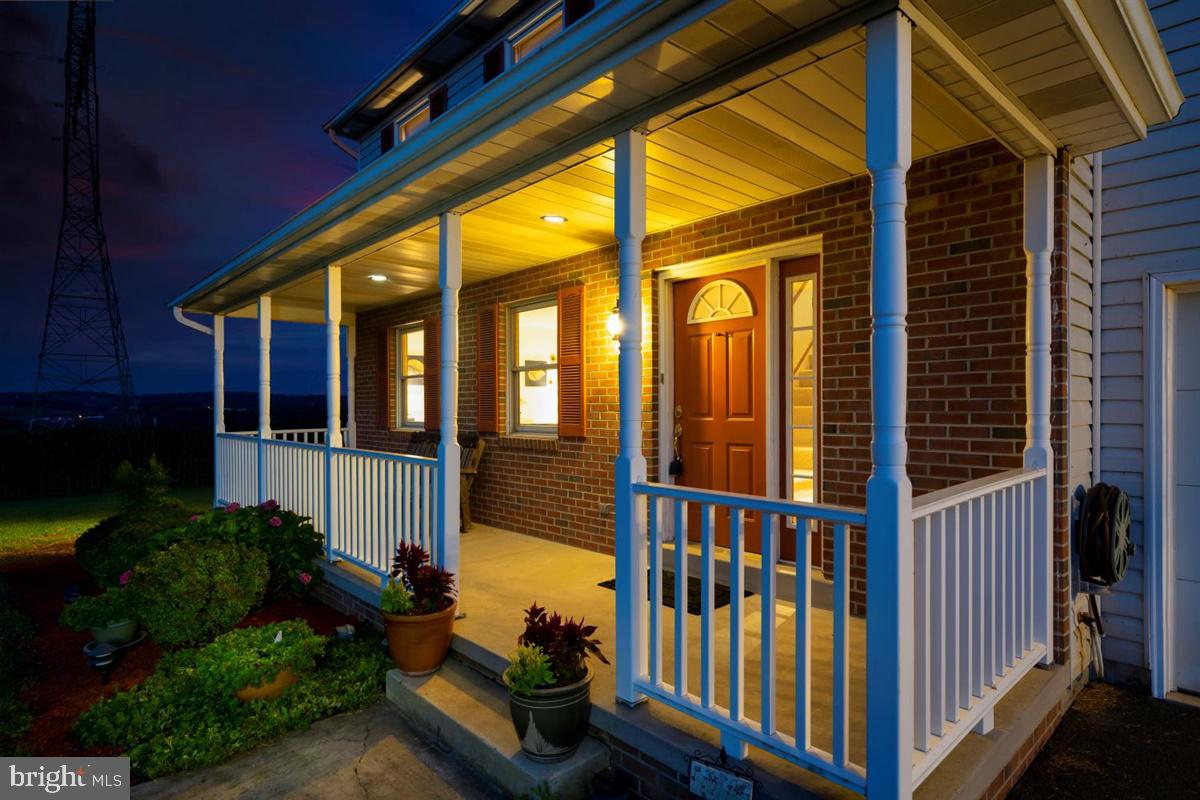 2605 Poffenberger Road Jefferson, MD 21755 - Photo 4 of 93 Gallery Image 4