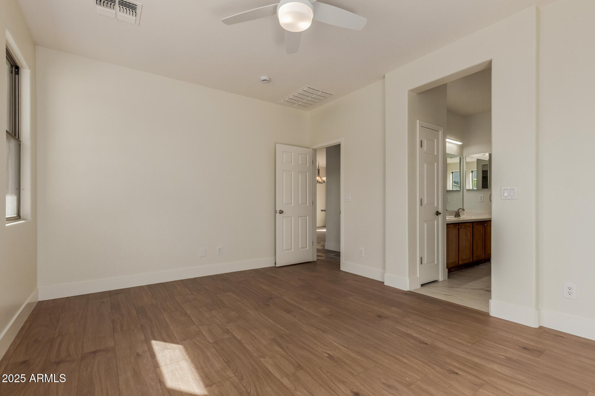 40809 North Raleigh Court Anthem, AZ 85086 - Photo 14 of 35 22 Raleigh