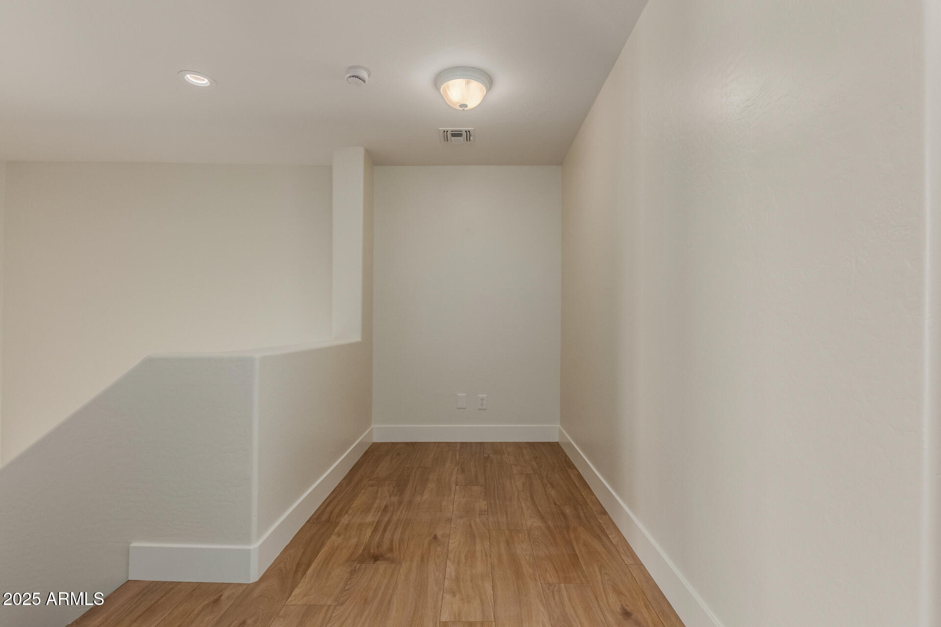 40809 North Raleigh Court Anthem, AZ 85086 - Photo 26 of 35 36 Raleigh