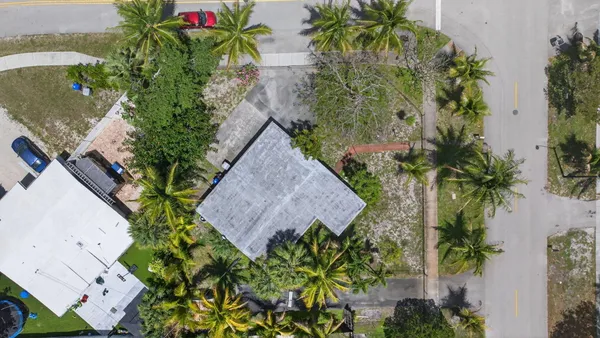 $389,900 | 5265 Northeast 15th Avenue, Pompano Beach, FL 33064