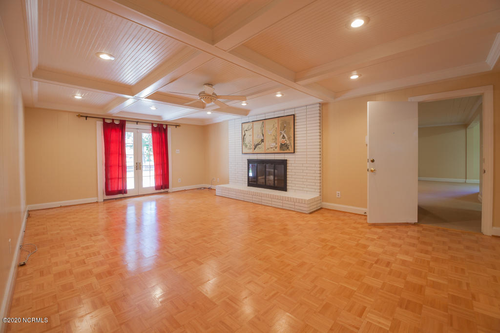1704 Greenbriar Road Kinston, NC 28501 - Photo 16 of 43 Int (9)