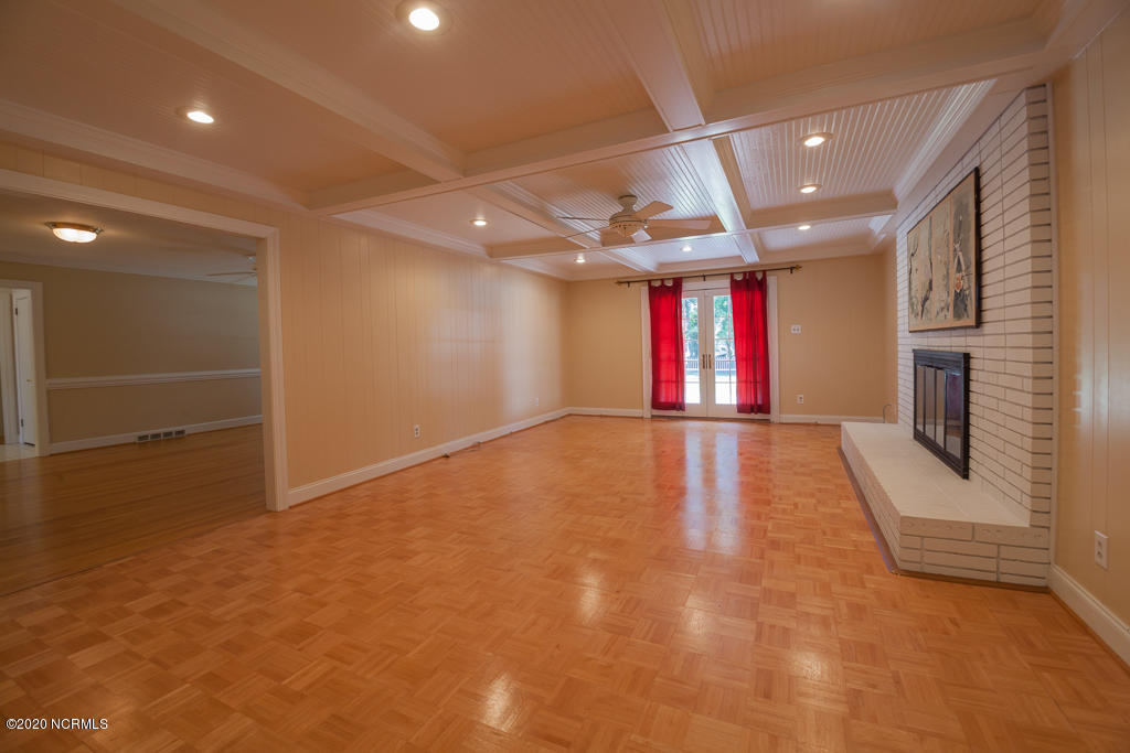 1704 Greenbriar Road Kinston, NC 28501 - Photo 21 of 43 Int (15)
