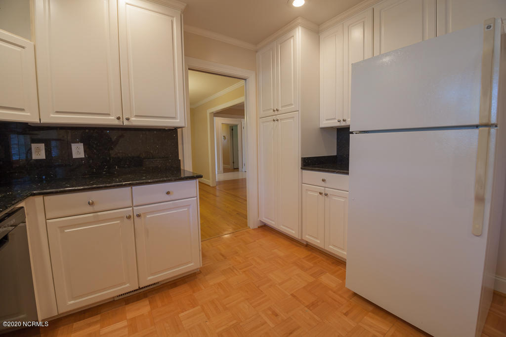 1704 Greenbriar Road Kinston, NC 28501 - Photo 24 of 43 Int (18)