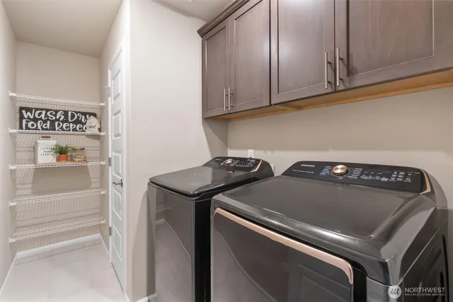 $950,000 | 906 121st Avenue Southeast, Lake Stevens, WA 98258