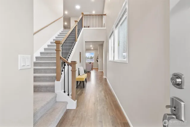 $950,000 | 906 121st Avenue Southeast, Lake Stevens, WA 98258