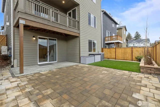 $950,000 | 906 121st Avenue Southeast, Lake Stevens, WA 98258