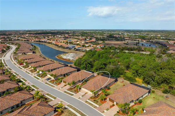 $440,000 | 12379 Amica Loop, Venice, FL 34293