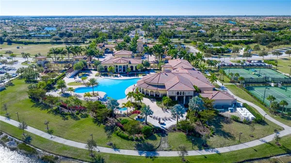 $440,000 | 12379 Amica Loop, Venice, FL 34293