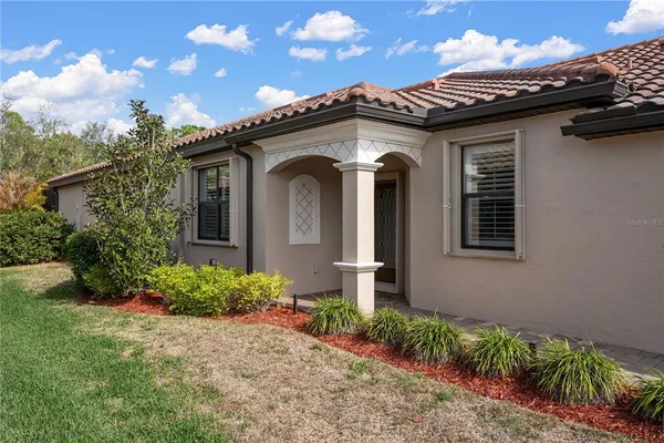 $440,000 | 12379 Amica Loop, Venice, FL 34293