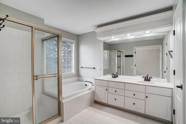 $3,250 | 20927 Trinity Square, Sterling, VA 20165