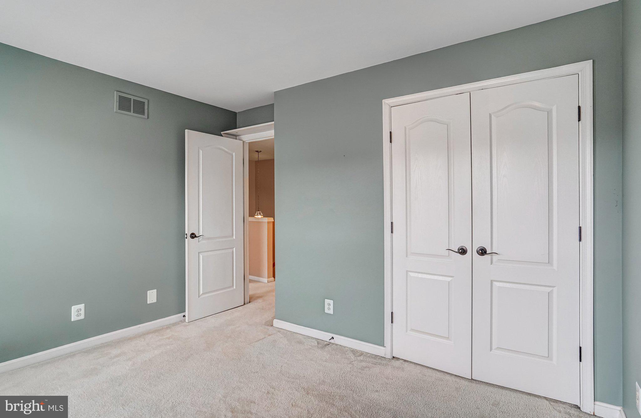 20927 Trinity Square Sterling, VA 20165 - Photo 29 of 47 a view of an empty room