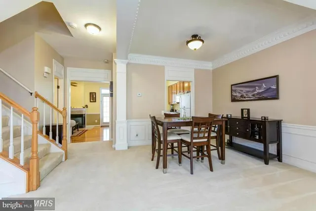 $3,250 | 20927 Trinity Square, Sterling, VA 20165