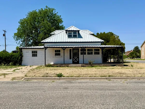 $209,900 | 522 East Francis Avenue, Pampa, TX 79065