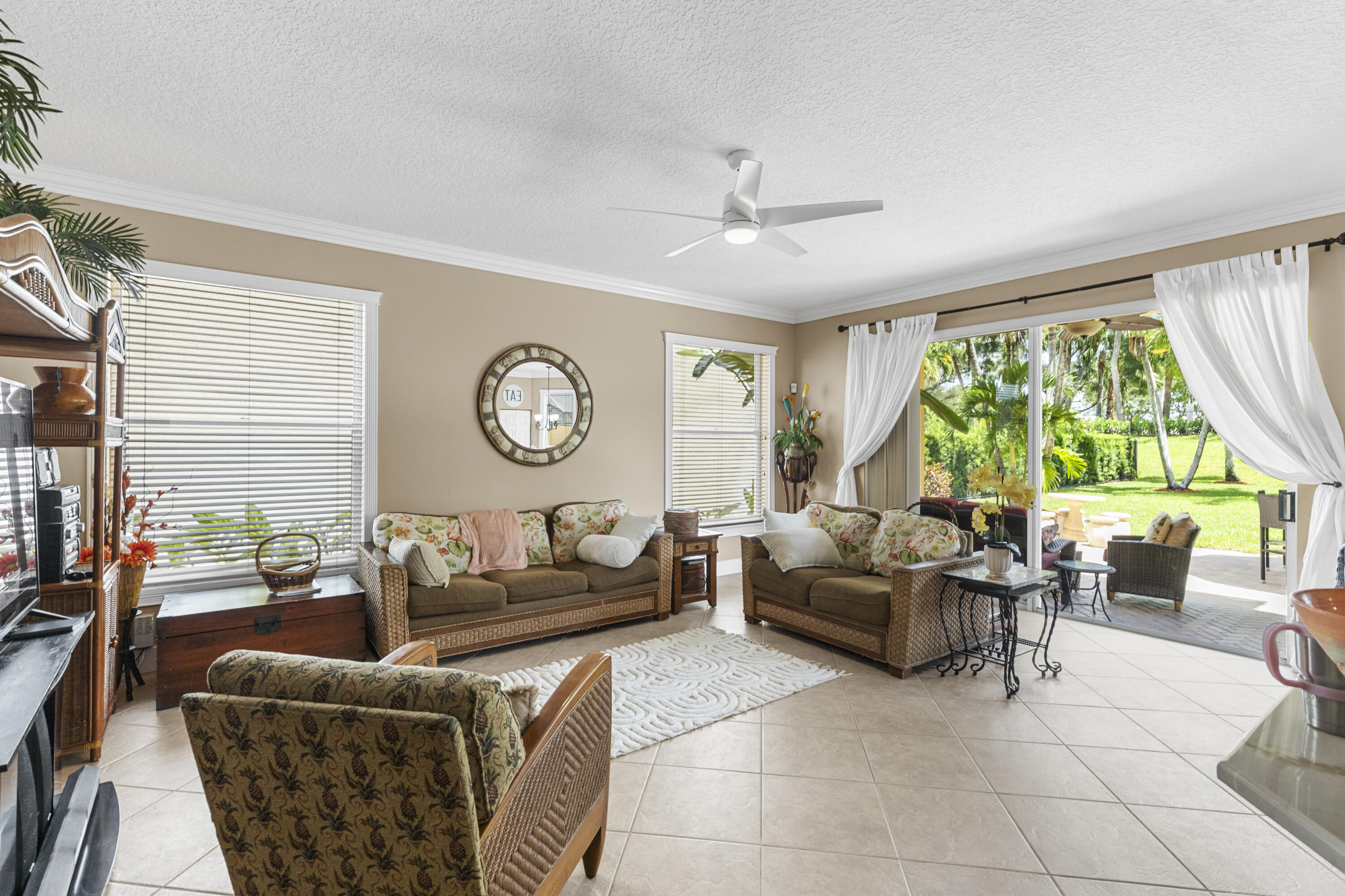 11091 Laurel Walk Road Wellington, FL 33449 - Photo 16 of 62 R6II6281