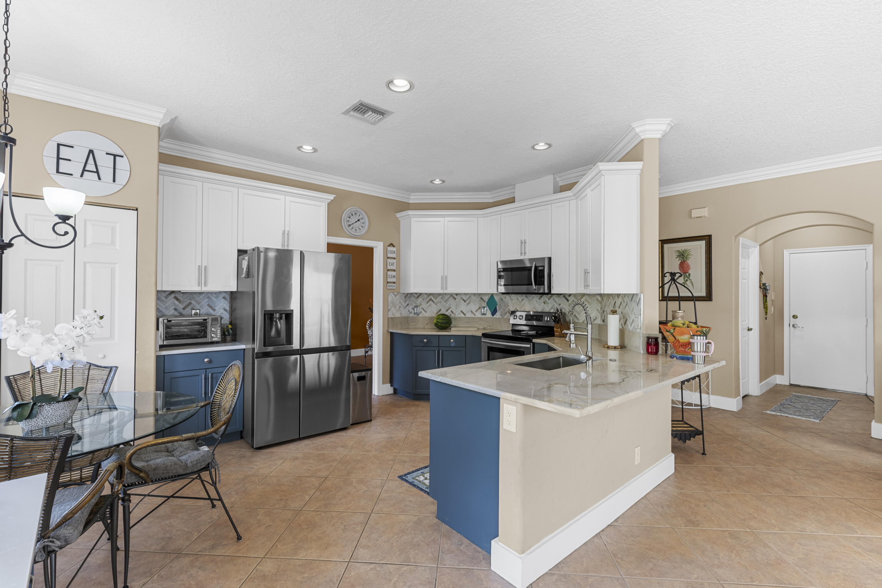 11091 Laurel Walk Road Wellington, FL 33449 - Photo 21 of 62 R6II6291